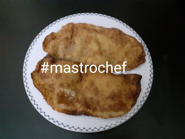 Τσιμπουρέκι (ποντιακό) ЧЕБУРЕКИ